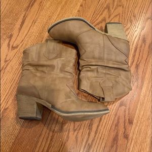 Delia’s low cowgirl boots
